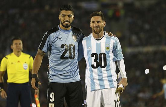 每逢新春佳 每逢新春佳