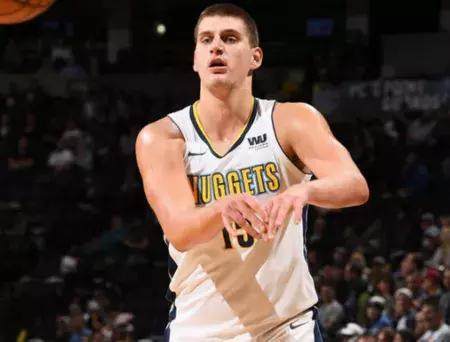 突破与射门 突破与射门